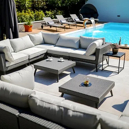 Luxury Experience In Center Of With Heated Pool And Jacuzzi Villa