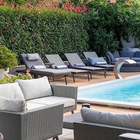 וילה Luxury Experience In Center Of With Heated Pool And Jacuzzi זאדאר