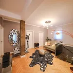 Luxury Experience In Center Of With Heated Pool And Jacuzzi * Zadar