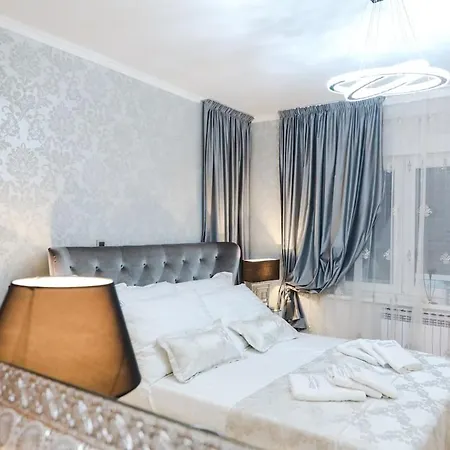 别墅 Luxury Experience In Center Of With Heated Pool And Jacuzzi