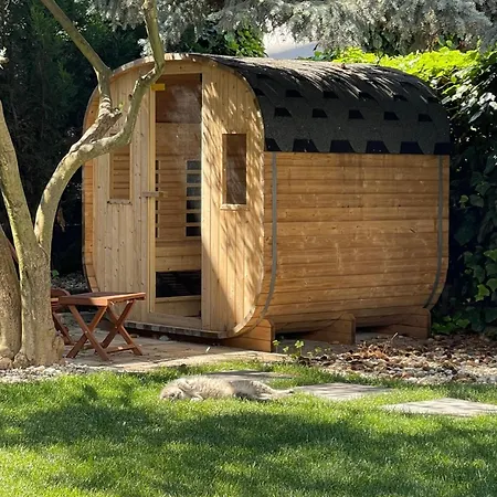 Luxury Experience In Center Of With Heated Pool And Jacuzzi Villa *