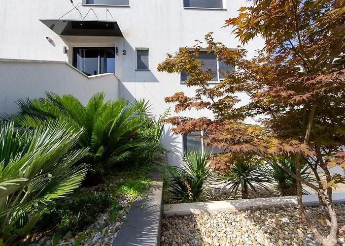 Luxury Experience In Center Of With Heated Pool And Jacuzzi *