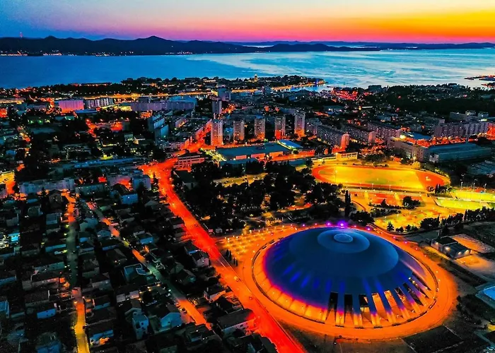 Luxury Experience In Center Of With Heated Pool And Jacuzzi Villa Zadar