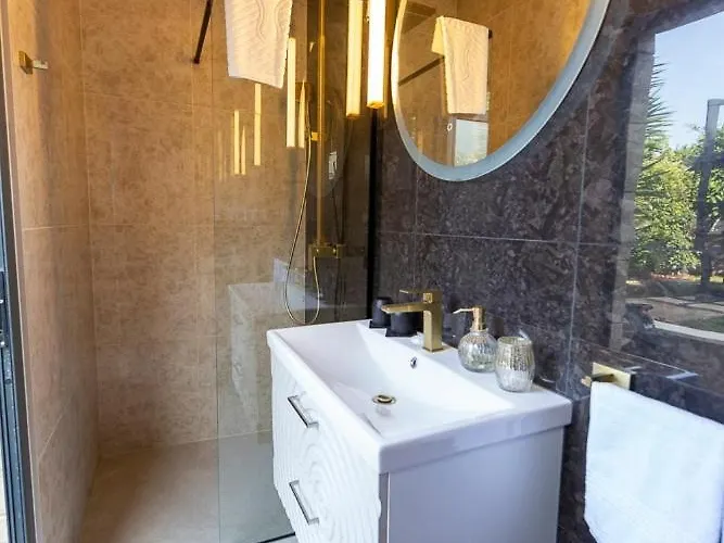 Luxury Experience In Center Of With Heated Pool And Jacuzzi Villa Zadar